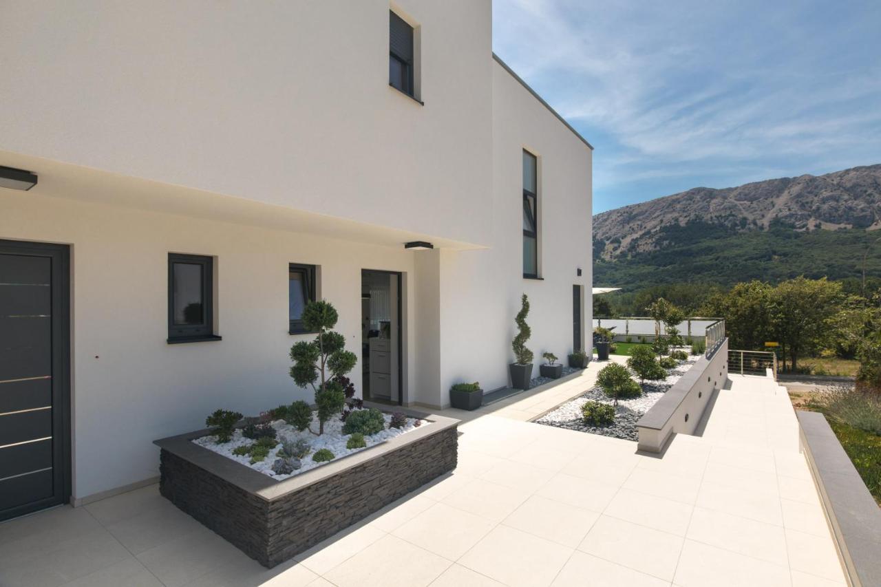 Villa Supernus With Heated Pool Baska  Exterior photo